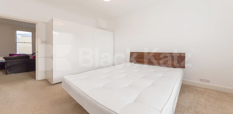 			NEW INSTRUCTION, 2 Bedroom, 1 bath, 1 reception Flat			 Brackenbury Road, Hammersmith/Brackenbury Village 